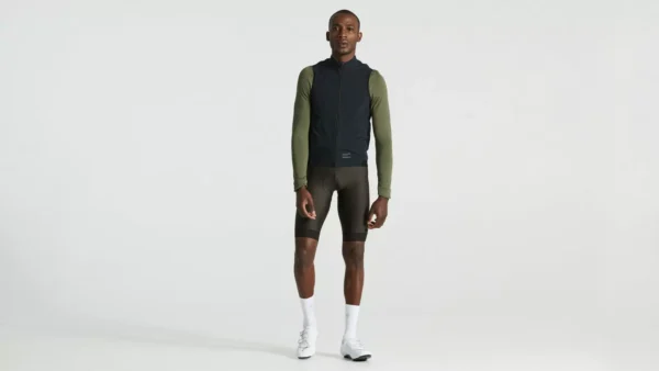 64423-020_APP_PRIME-WIND-VEST-MEN-BLK_HERO