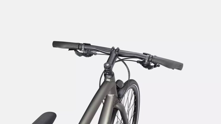 Specialized Sirrus 3.0 EQ - cycleXperience.nl