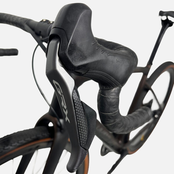 cycleXperience - 75422-0256 - Specialized - S-Works Diverge Shimano GRX Di2 - Carbono Satinado - 9 cycleXperience - 75422-0256 - Specialized - S-Works Diverge Shimano GRX Di2 - Carbono Satinado - 9