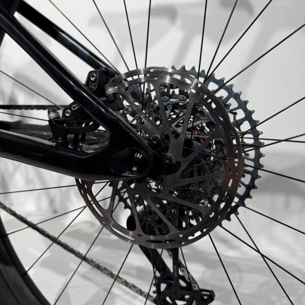 cycleXperience - 94823-3003 - Specialized- epic evo expert - ZWART - 10 cycleXperience - 94823-3003 - Specialized- epic evo expert - ZWART - 10