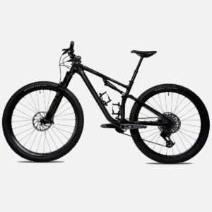 cycleXperience – 94823-3003 – Specialized- epic evo expert – ZWART – 2