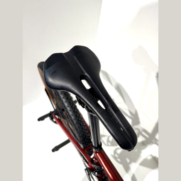 cycleXperience - Specialized - 90320-3104 - Epic Expert Carbon 29 - Gloss Metallic Crimson Rocket Red - 110 cycleXperience - Specialized - 90320-3104 - Epic Expert Carbon 29 - Gloss Metallic Crimson Rocket Red - 110