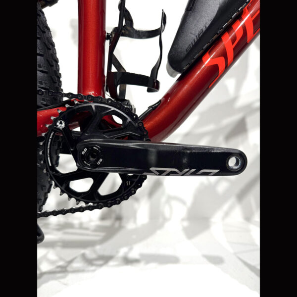 cycleXperience - Specialized - 90320-3104 - Epic Expert Carbon 29 - Gloss Metallic Crimson Rocket Red - 113 cycleXperience - Specialized - 90320-3104 - Epic Expert Carbon 29 - Gloss Metallic Crimson Rocket Red - 113