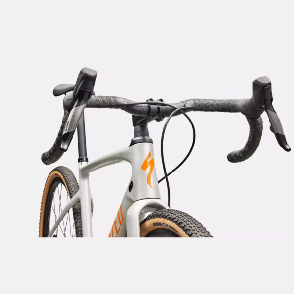 cycleXperience - Specialized - 95426-50XX - Diverge 4 Comp Carbon - Dolomite Metallic Orange Zest - 1 cycleXperience - Specialized - 95426-50XX - Diverge 4 Comp Carbon - Dolomite Metallic Orange Zest - 1