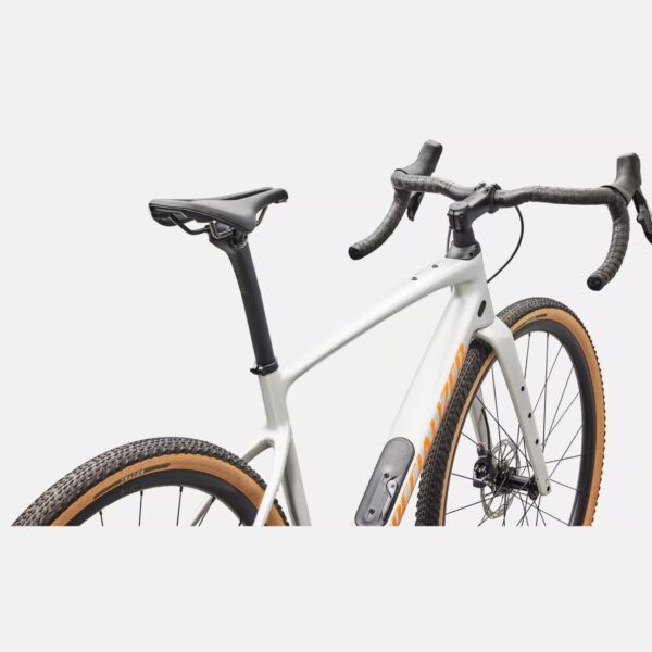 cycleXperience - Specialized - 95426-50XX - Diverge 4 Comp Carbon - Dolomite Metallic Orange Zest - 2 cycleXperience - Specialized - 95426-50XX - Diverge 4 Comp Carbon - Dolomite Metallic Orange Zest - 2